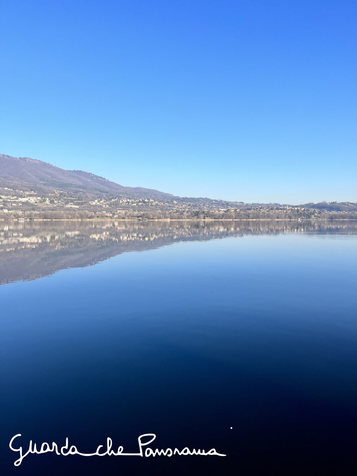 Panorama sulla sponda di Varese