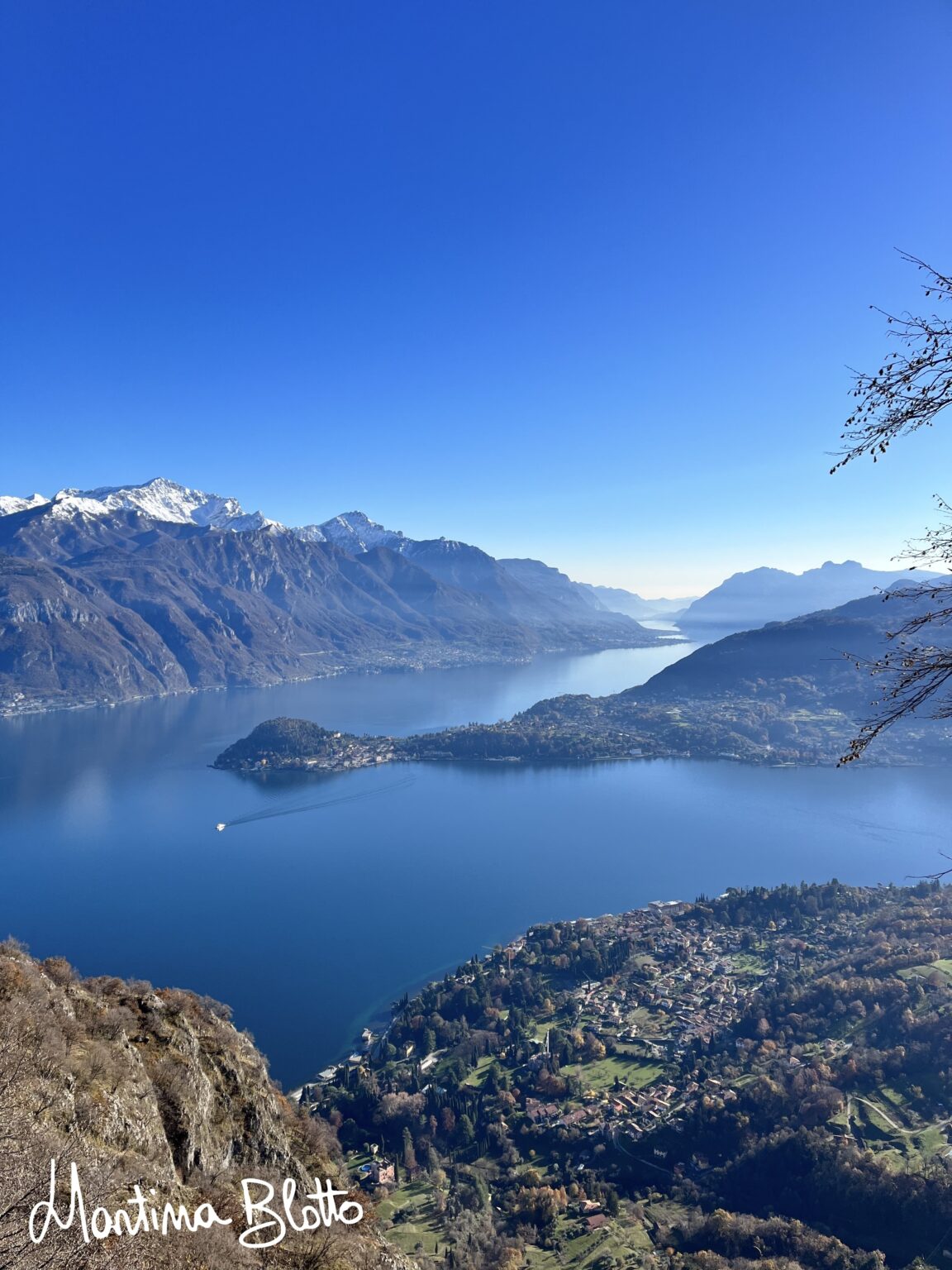 Panorama su Bellagio e sui due rami del lago
