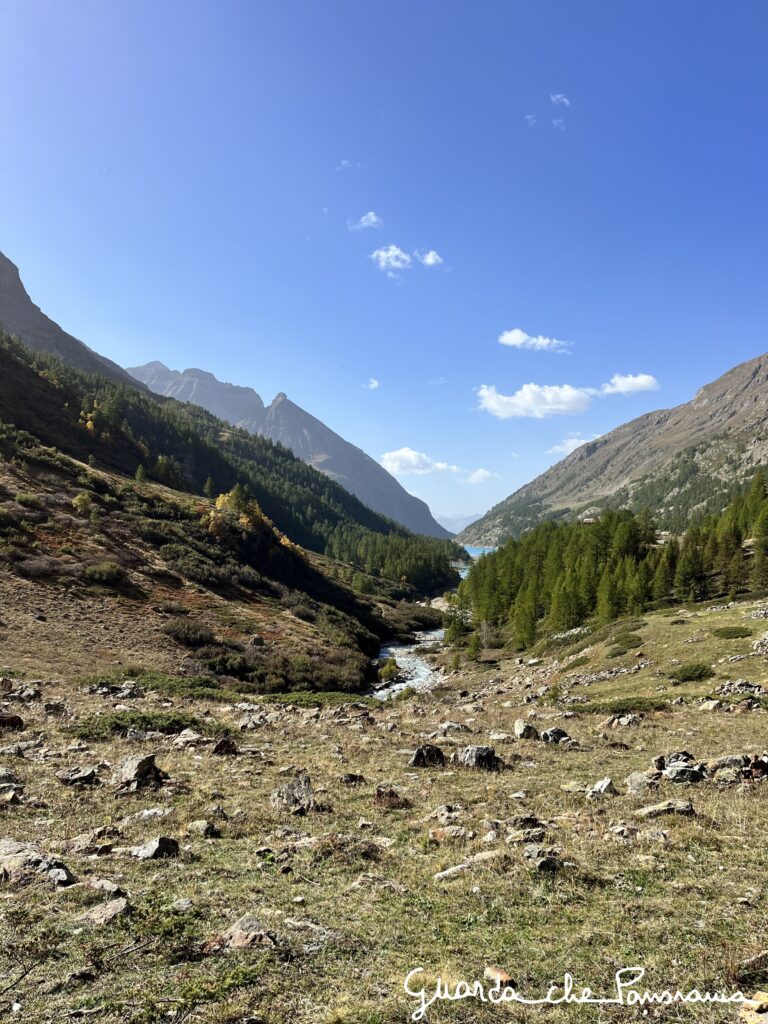 Panorama salendo a Gordzé (in autunno)