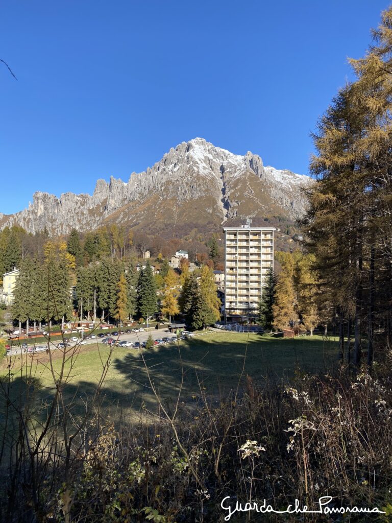 Vista sul parcheggio